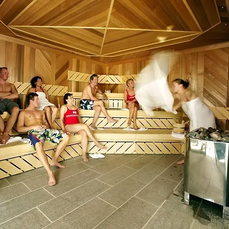 Griffen Отель 4*