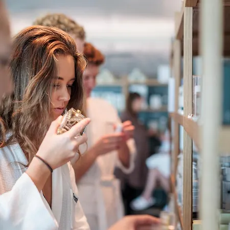 Griffen Отель Рённе